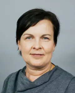 Henkilökuvassa Terhi Kärpänen.